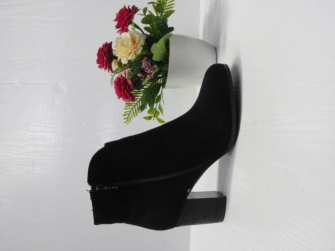 Botki Damskie 0202C JEDEN 36-41 1