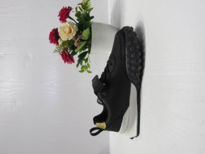 Buty Sportowe Dziecięce LC903 BLACK/GOLD 32-37 1