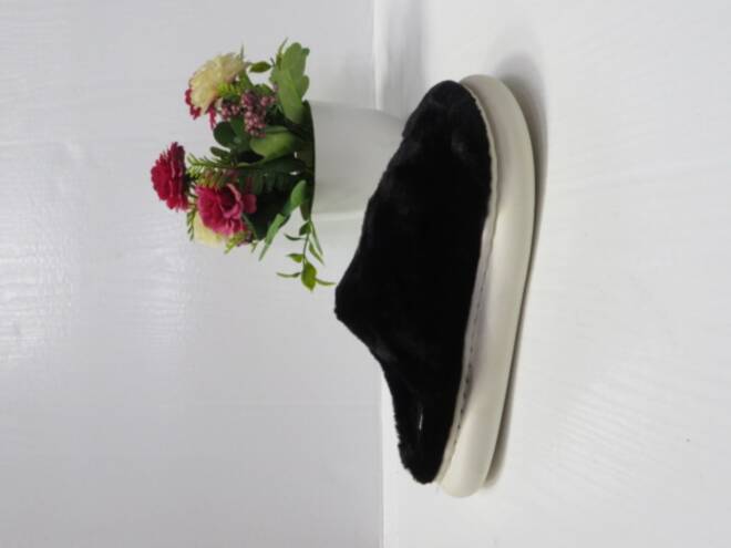 Klapki Damskie W-111 BLACK 36-41 1