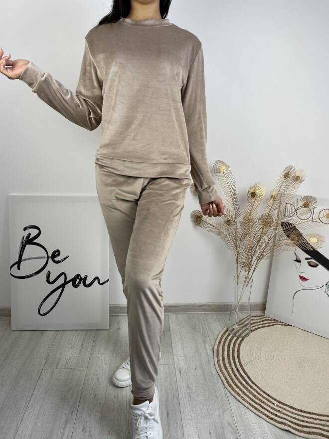 Komplet damskie 2792 Mix KOLOR  Standard 1