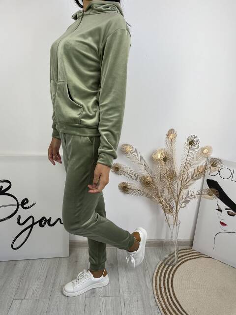 Komplet damskie 8695 1 kolor S-XL 1