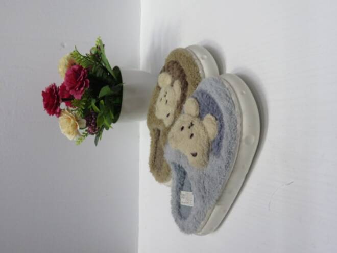 Kapcie Dziecięce GP-32 BEANSAN/GREY/PINK/BLACK 30-35 1