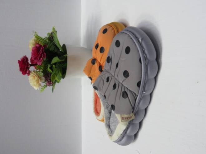 Kapcie Dziecięce GP-34 PINK/ORANGE/GREY/BLACK 30-35 1