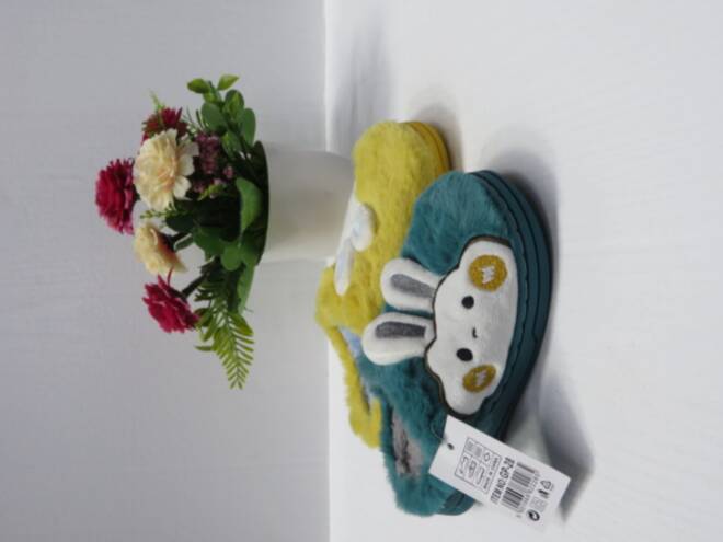 Kapcie Dziecięce GP-28 PURPLE/BLACK/PINK/GREY 30-35 1