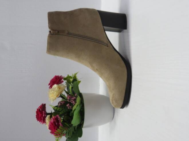 Botki Damskie H2025-9 JEDEN 36-41 1