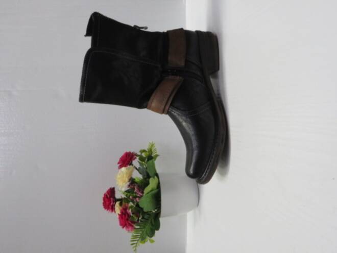 Botki Damskie 8860A-1 JEDEN 36-41 1