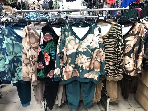 Komplet Damskie 8571 1 kolor XL-3XL (Towar Polskie)