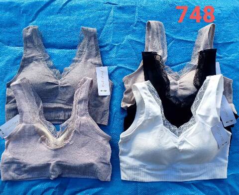 Topy damskie 748 Mix kolor Standard