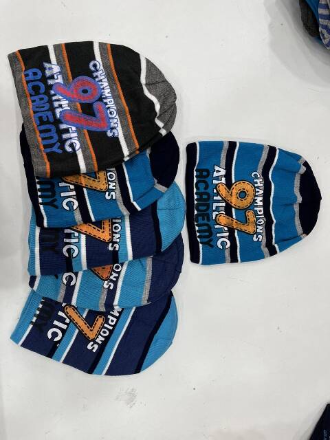 Czapka  chłopięca 1082 Mix kolor Standard