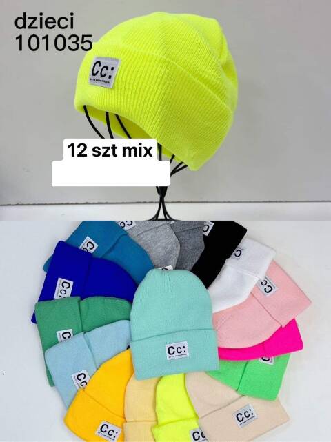 Czapka  zimowa dziewczęce 101035 Mix kolor Standard (Towar Tureckie)