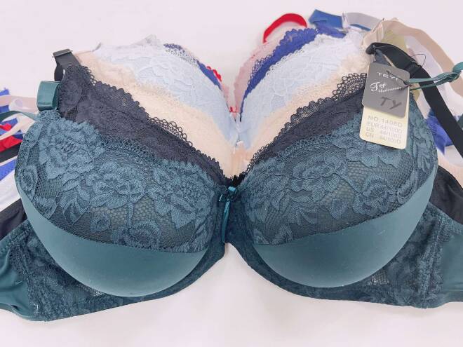 Biustonosze damskie 3388 1 kolor  D 1