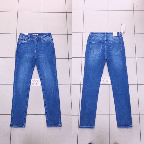Jeansy damskie A902 1 kolor 32-38 1