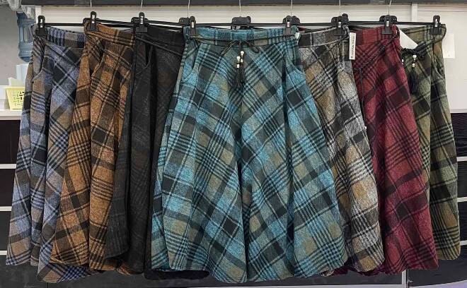 Spódnice damskie 9171 Mix KOLOR  Standard