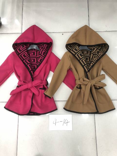 Płaszcze dziewczęce 9560 1 kolor 4-14