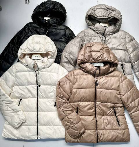 Kurtka damskie zimowa 1625 1 kolor S-2XL 1