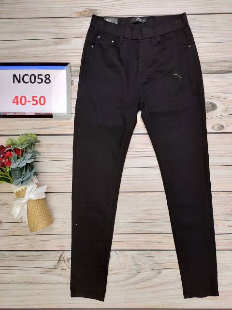 Jeansy damskie YH2526-3 1 kolor 38-48 1