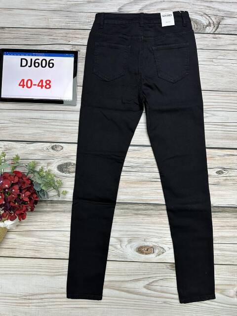 Jeansy damskie DJ606 1 kolor 40-48 1
