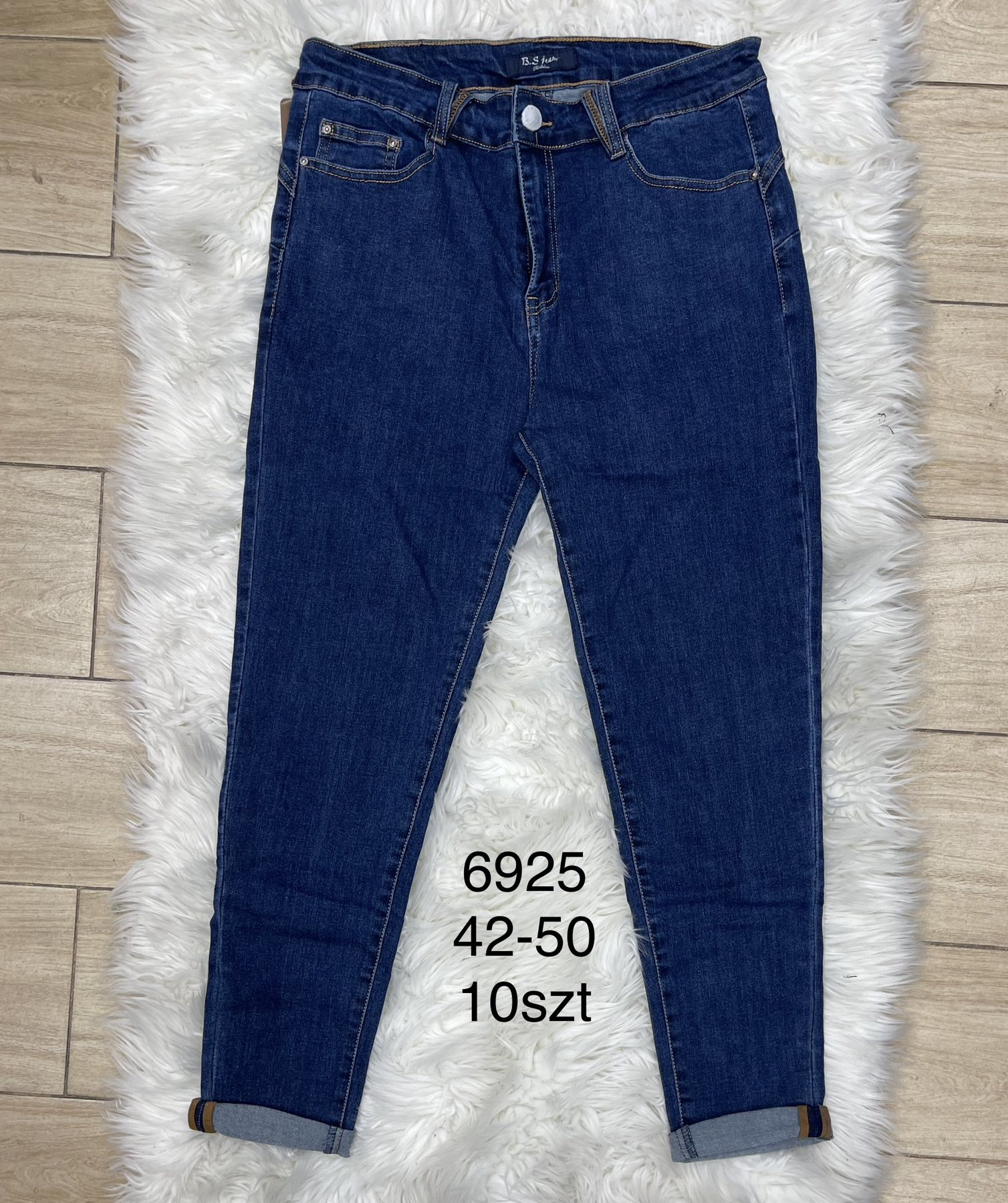 Jeansy damskie 6925 1 kolor 42-50 1