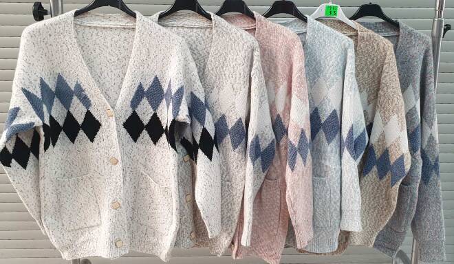 Sweter damskie 8902 MIX KOLOR  Standard