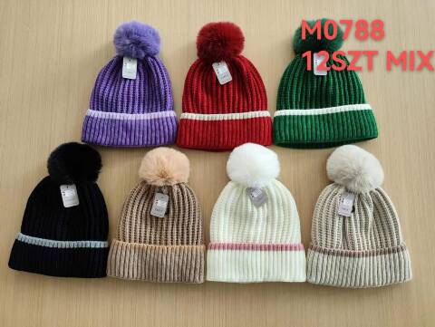 Czapka damska zimowa M0788 Mix kolor Standard 1