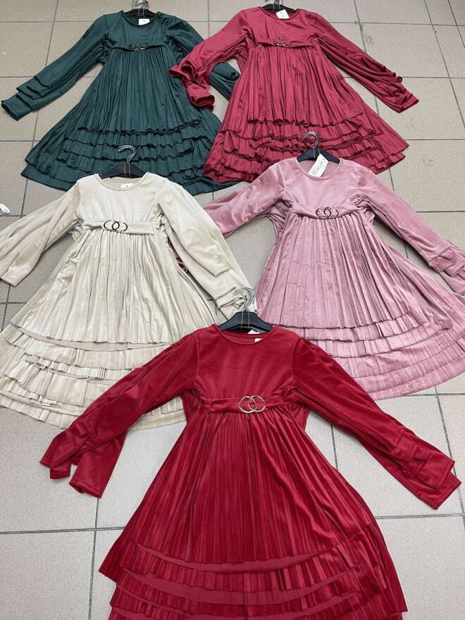 Sukienka dziewczęca 9664 1 kolor  4-14 1