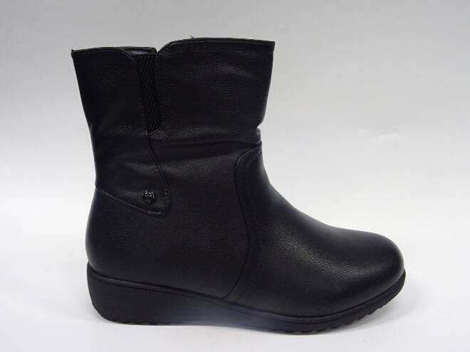 Botki damskie CK2217 BLACK 37-42 OCIEPLANE