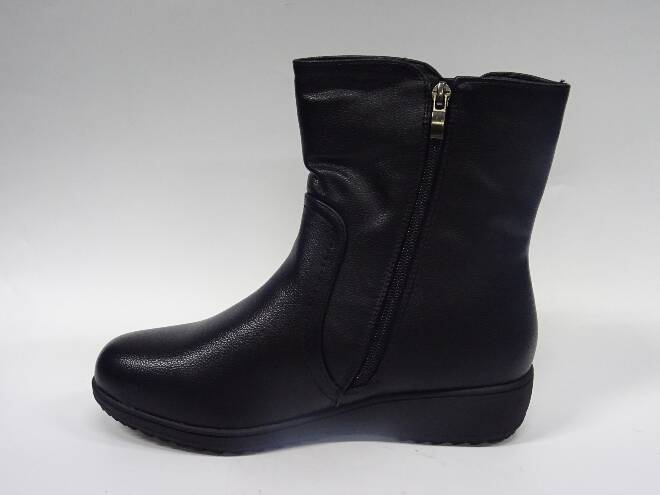 Botki damskie CK2217 BLACK 37-42 OCIEPLANE 1