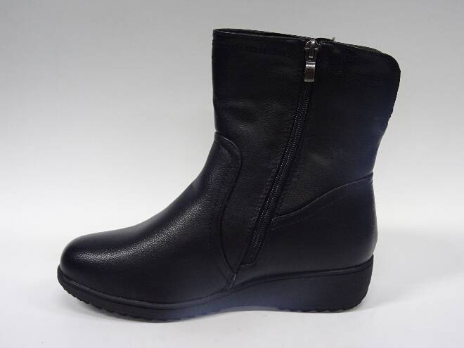 Botki damskie CK2210 BLACK 37-42 OCIEPLANE 1