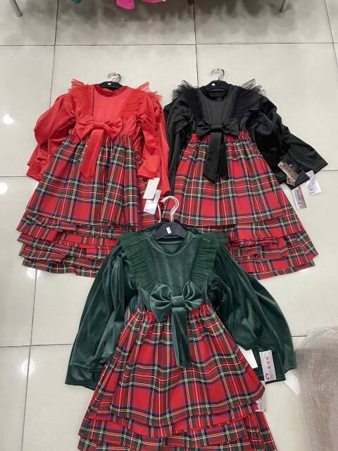 Sukienki dziewczęce 2680 1 kolor 4-14 1