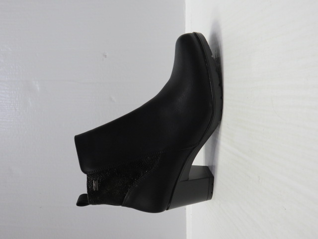 Botki damskie JM3007 BLACK 36-41 OCIEPLANE