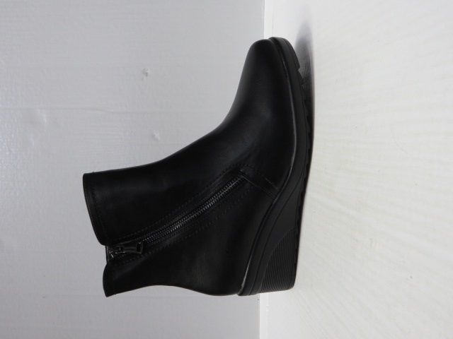 Botki damskie JQ7008 BLACK 36-41 OCIEPLANE