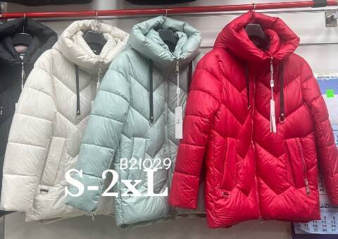Kurtka damskie zimowa B21029 1 kolor S-2XL 1
