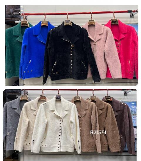 Płaszcze damskie B21551 1 kolor Standard