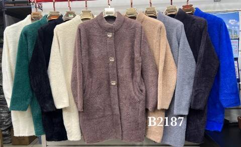 Płaszcze damskie B2187 1 kolor Standard 1