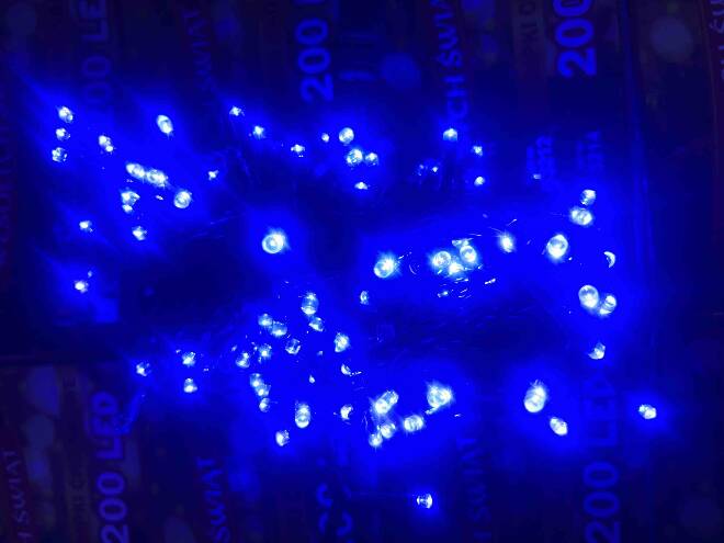 Lampki  4451 1 kolor  200LEDx15m 1