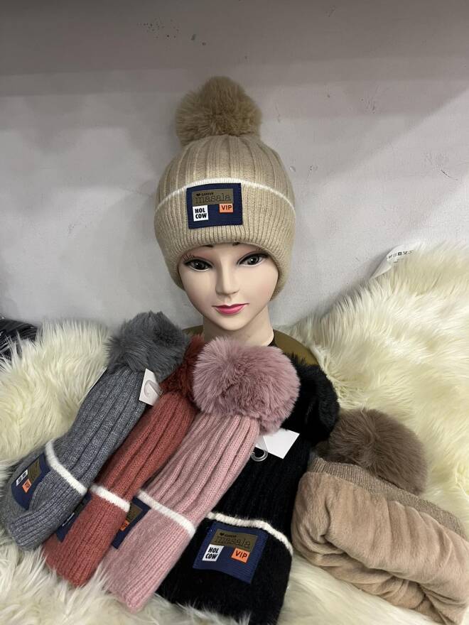 Czapka damskie 4737 Mix KOLOR  Standard 1