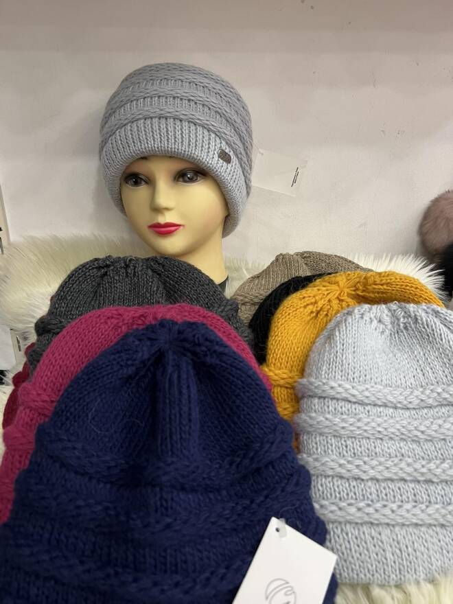 Czapka damskie 4742 Mix KOLOR  Standard