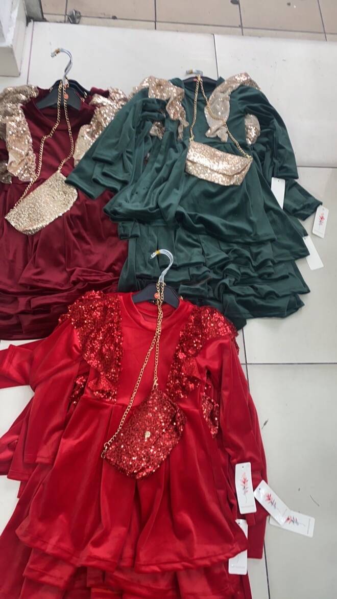 Sukienka dziewczęce 5976 1 kolor  4-14 1