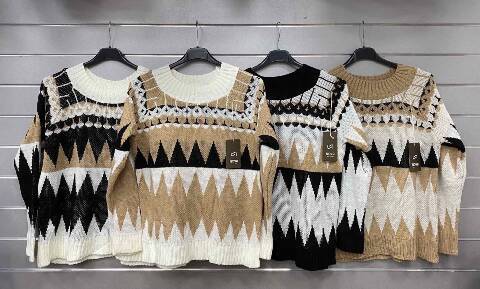 Sweter damskie 7085 Mix kolor Standard (Towar  Włoskie)
