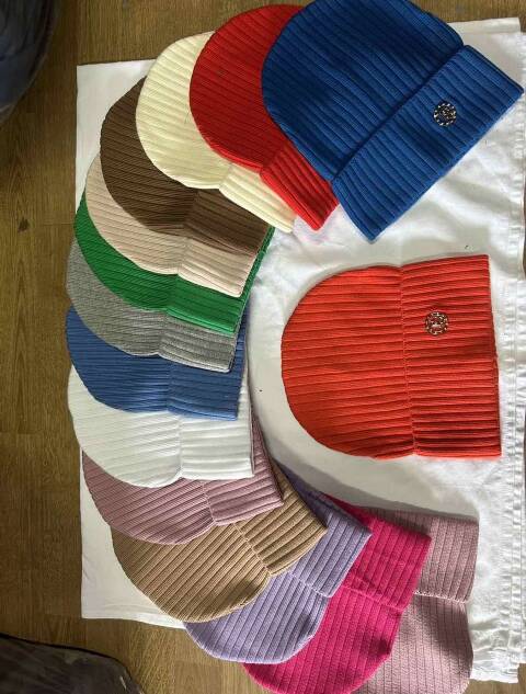 Czapka damska zimowa 7429 Mix kolor Standard