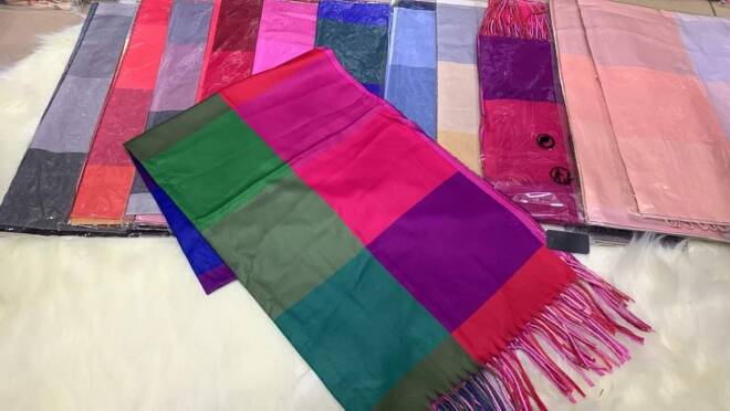 Szaliki damskie 1555 Mix KOLOR  Standard 1