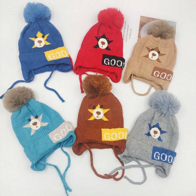 Czapka dziewczęca 1879 Mix KOLOR  Standard