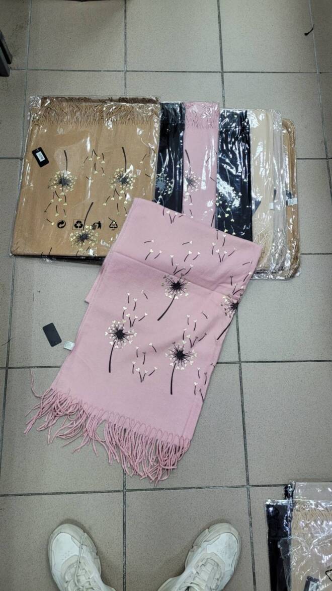 Szaliki damskie 8476 Mix KOLOR  Standard