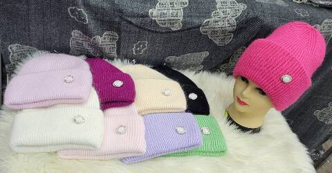  Czapka damska zimowa 8769 Mix kolor Standard (Towar Ploskie)