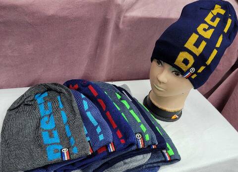 Czapka chłopięca zimowa 8782 Mix kolor Standard (Towar Ploskie) 1