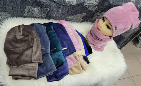 Komplet damskie 8786 Mix kolor Standard (Towar Ploskie) 1