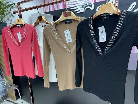 Bluzka damskie 1122 1 kolor Standard (Towar Tureckie)