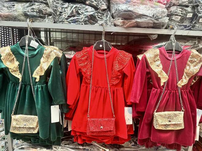 Sukienki dziewczęce 4349 1 kolor  1-6