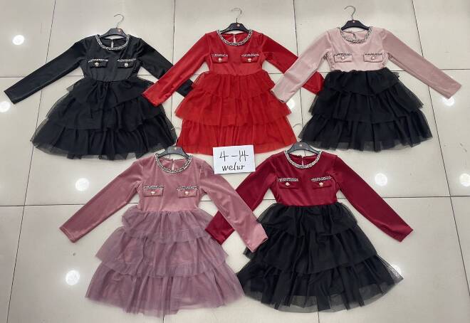 Sukienki dziewczęce 4357 1 kolor  4-14 1