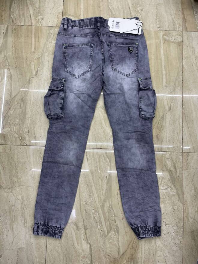 Jeansy męskie T870 1 kolor  30-38 1